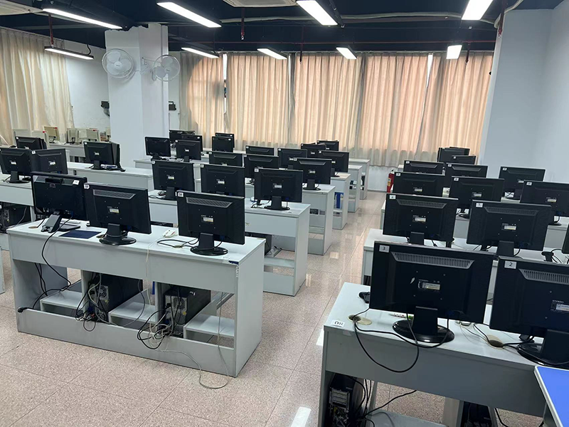 機構(gòu)環(huán)境