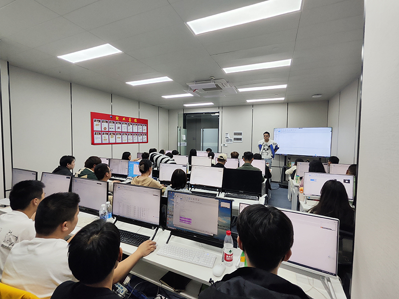 授課現(xiàn)場(chǎng)