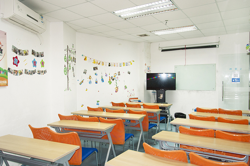 课室
