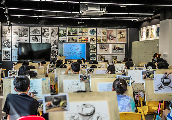 初中美术培训现场