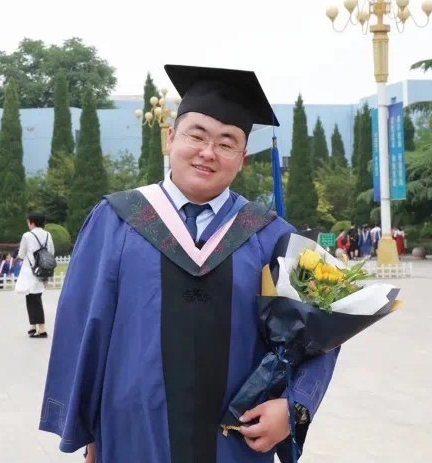 刘旭东 刘旭东