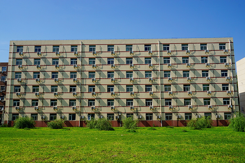 北资校园宿舍楼
