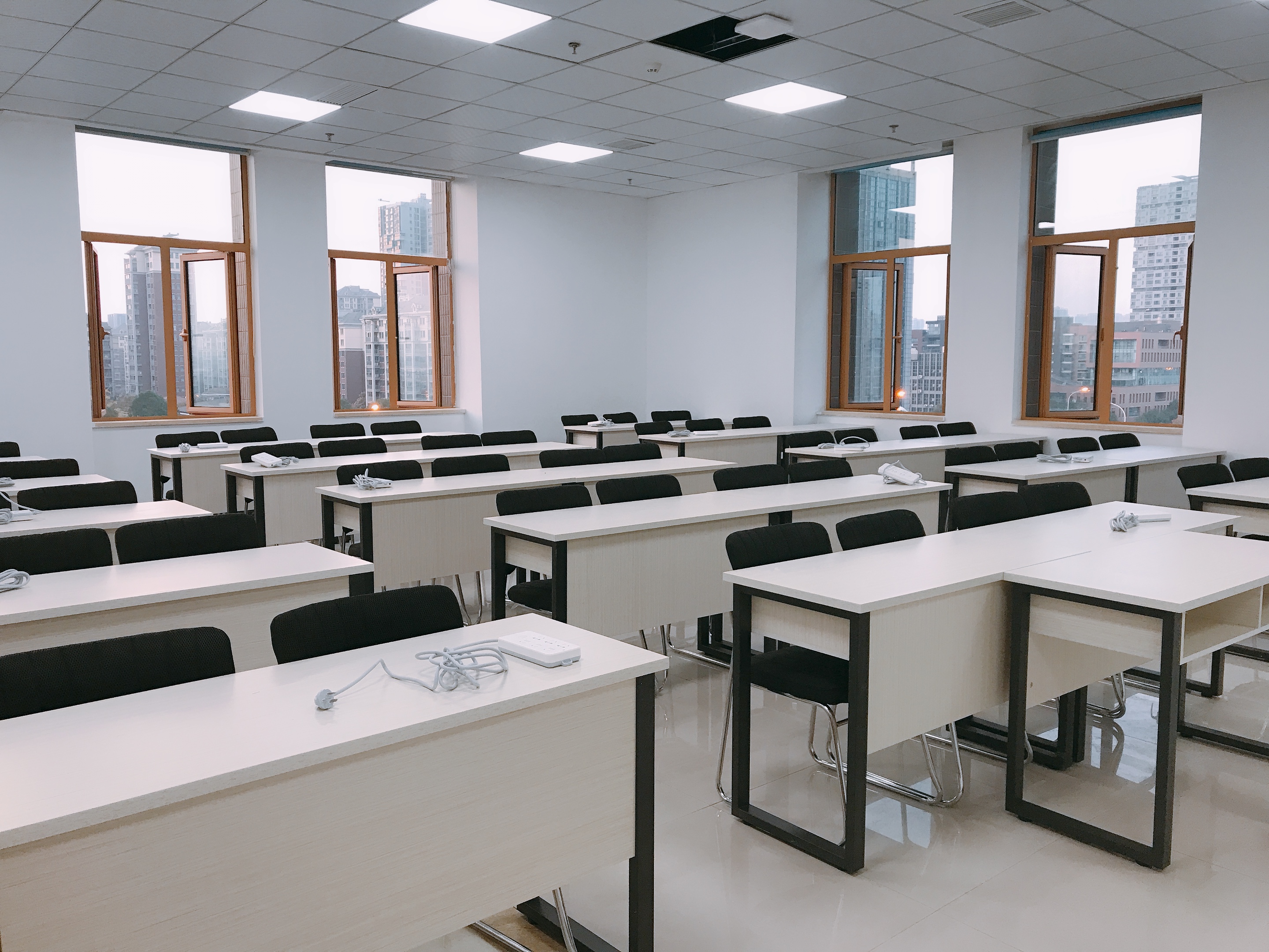 教室環(huán)境 教室環(huán)境