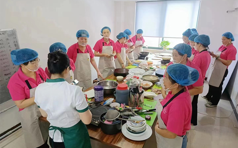 高級(jí)膳食營(yíng)養(yǎng)師實(shí)操現(xiàn)場(chǎng) 高級(jí)膳食營(yíng)養(yǎng)師實(shí)操現(xiàn)場(chǎng)