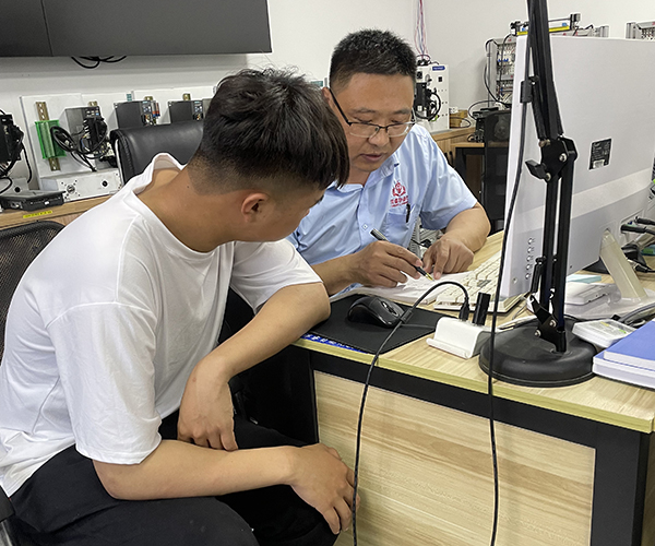 悉心教学 悉心教学