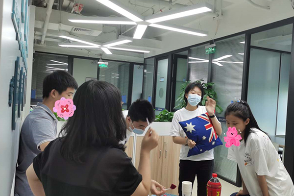 輕松氛圍 輕松氛圍