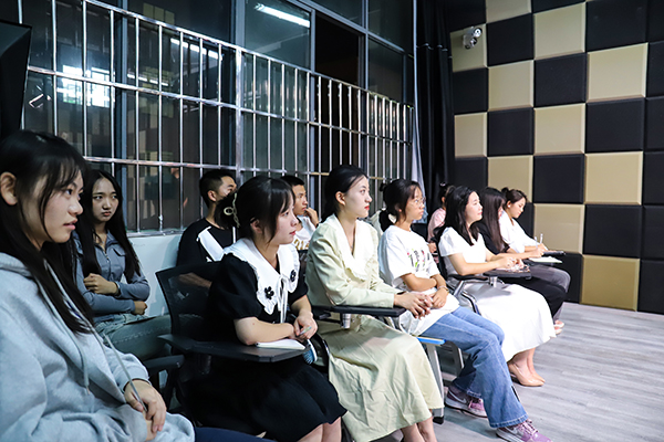 传媒教学 传媒教学