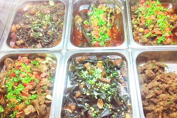 食堂饭菜