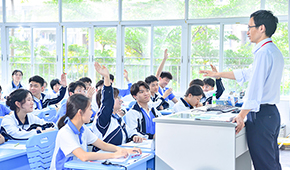 深圳承翰實(shí)驗(yàn)學(xué)校全日制高考復(fù)讀班收費(fèi)是多少？