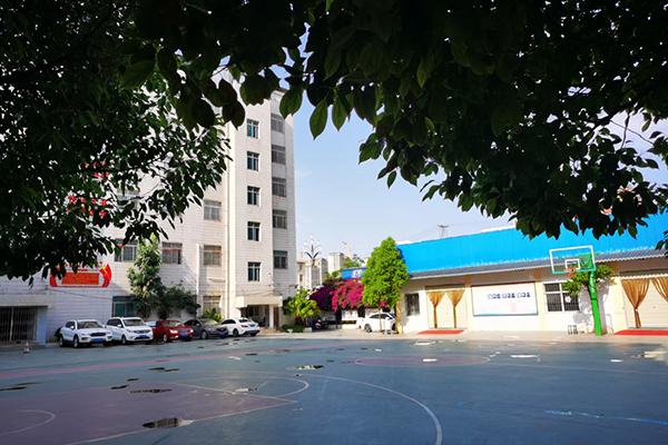 校園環(huán)境 校園環(huán)境