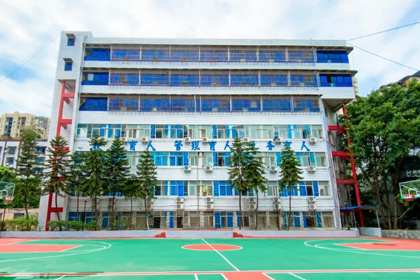 男生宿舍 男生宿舍