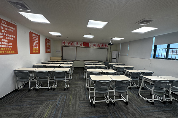 教室環(huán)境 教室環(huán)境