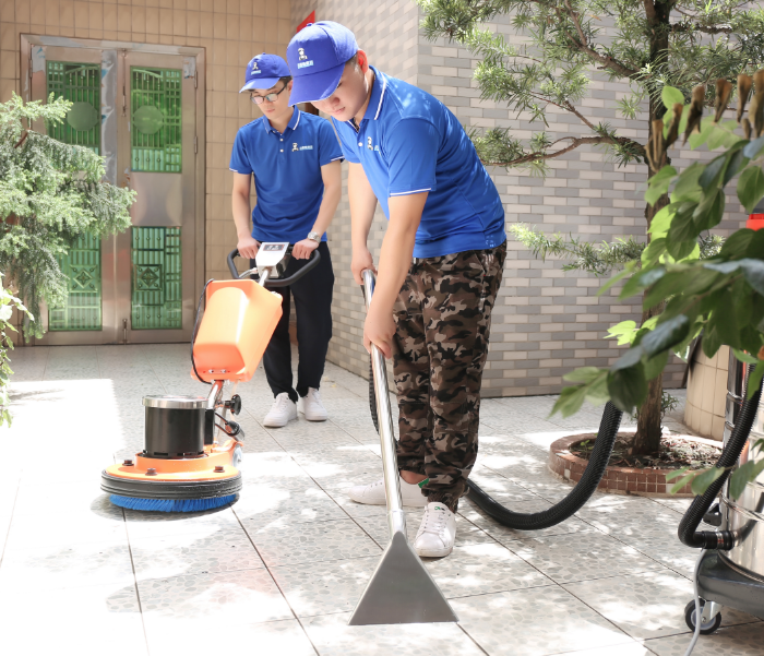 地面保養(yǎng)班