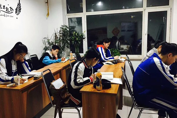 上課現(xiàn)場(chǎng)