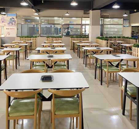 食堂就餐区