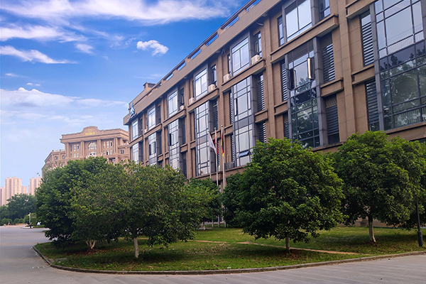 教學(xué)樓 教學(xué)樓