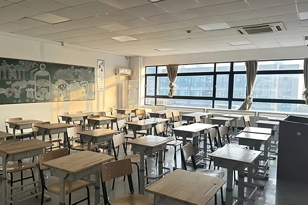 干凈整潔的教室
