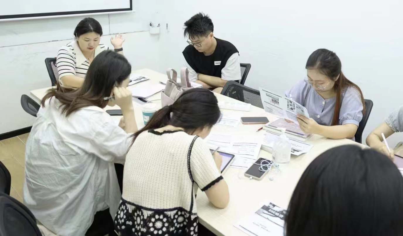 长沙威学一百教育机构师资怎样？教学经验如何？