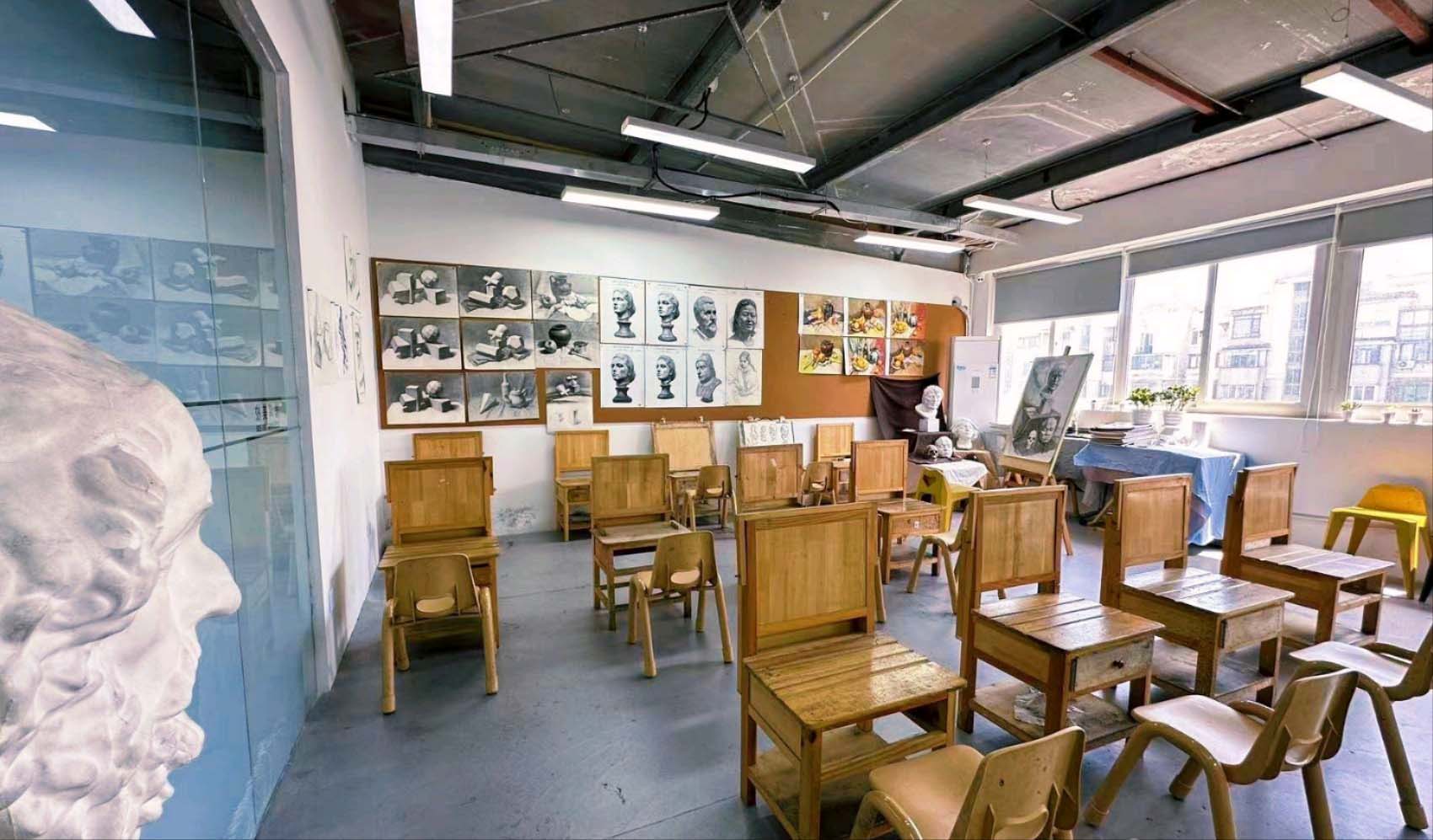 上海悲鴻美術(shù)培訓(xùn)中心師資怎樣？教師從業(yè)如何？