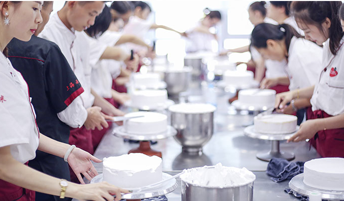 上海小胡子餐饮培训学校教学怎样？授课老师经验如何？