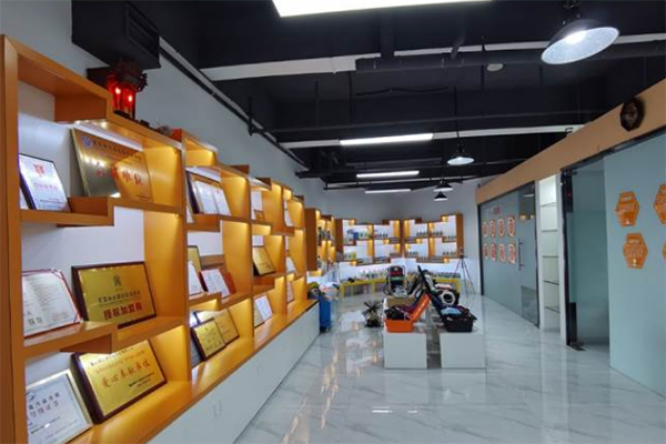 資質(zhì)榮譽展示墻