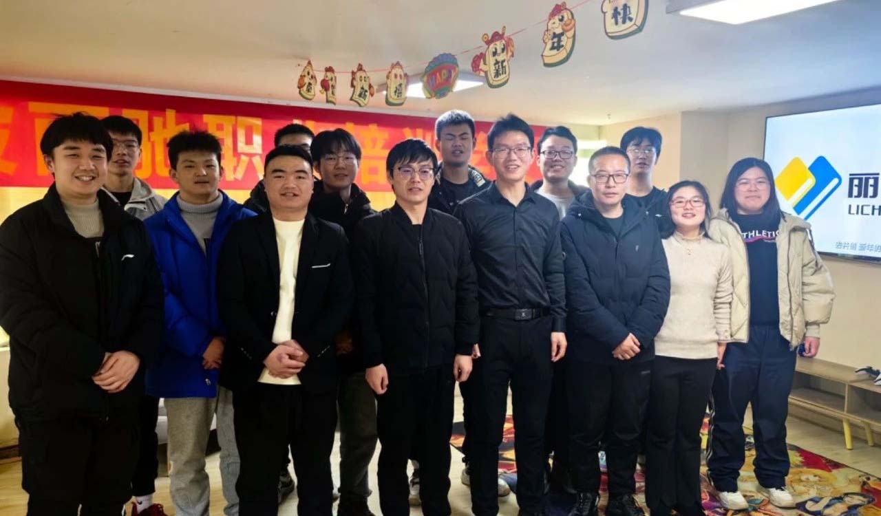 寧波麗馳職業(yè)培訓(xùn)學(xué)校教學(xué)好不好？老師專不專業(yè)？