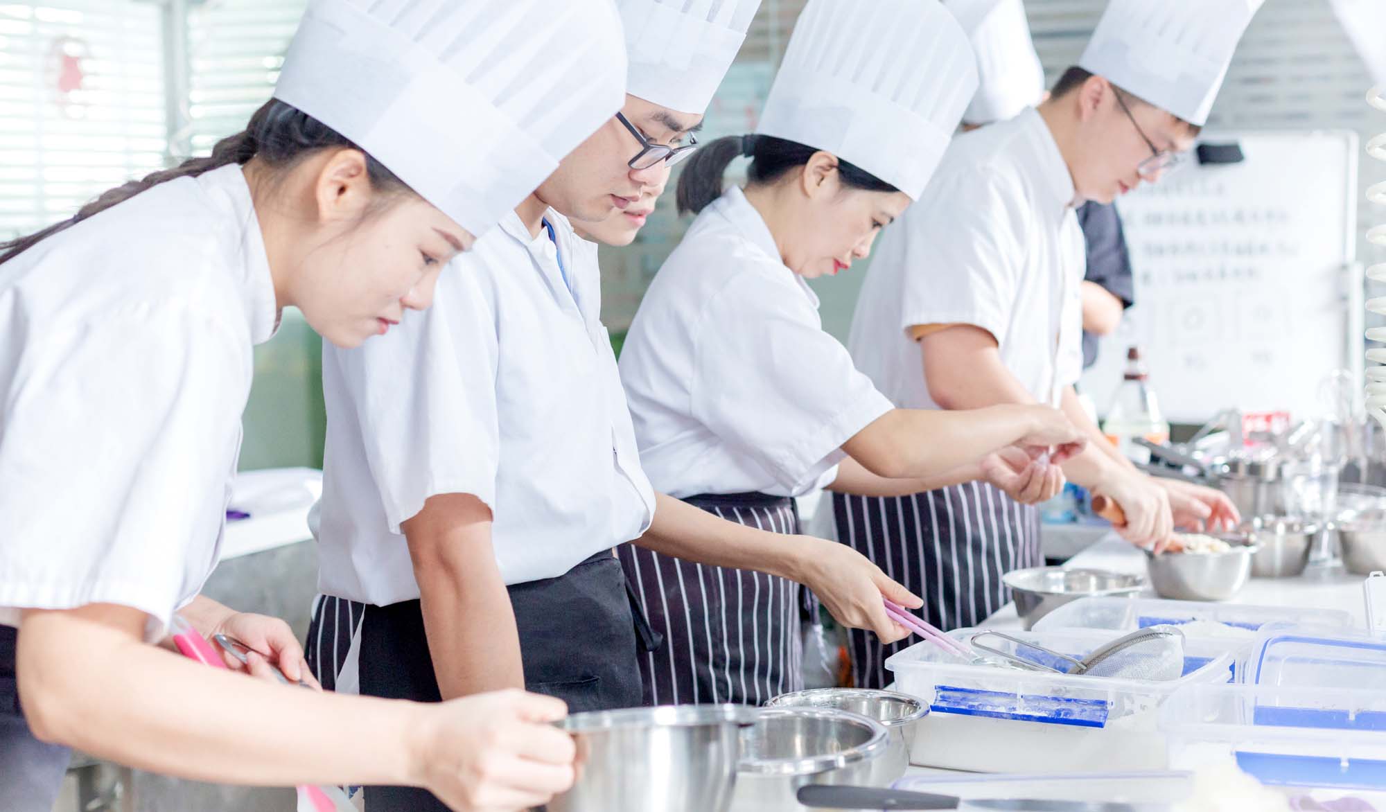 北京味尚國際烘焙培訓(xùn)學(xué)院教學(xué)如何？適合零基礎(chǔ)嗎？