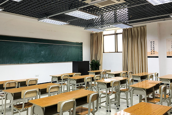 课室