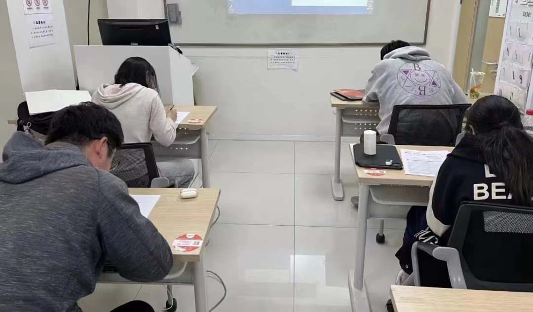 重慶環(huán)球教育教學(xué)如何？教學(xué)氛圍怎么樣？