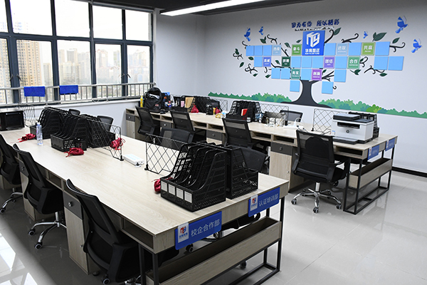 教室環(huán)境 教室環(huán)境