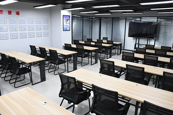 教室環(huán)境 教室環(huán)境