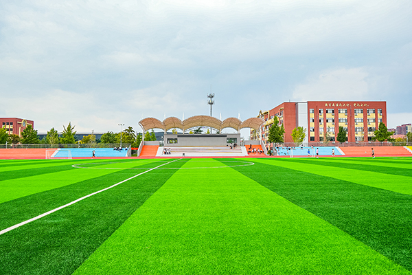 操場環(huán)境 操場環(huán)境