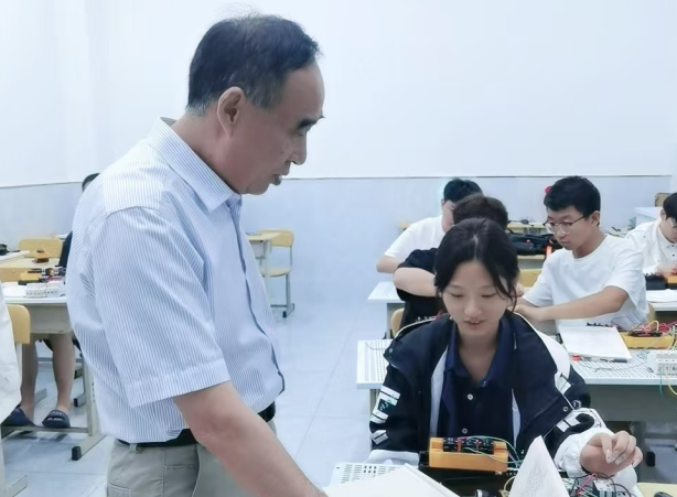 老师指导 老师指导