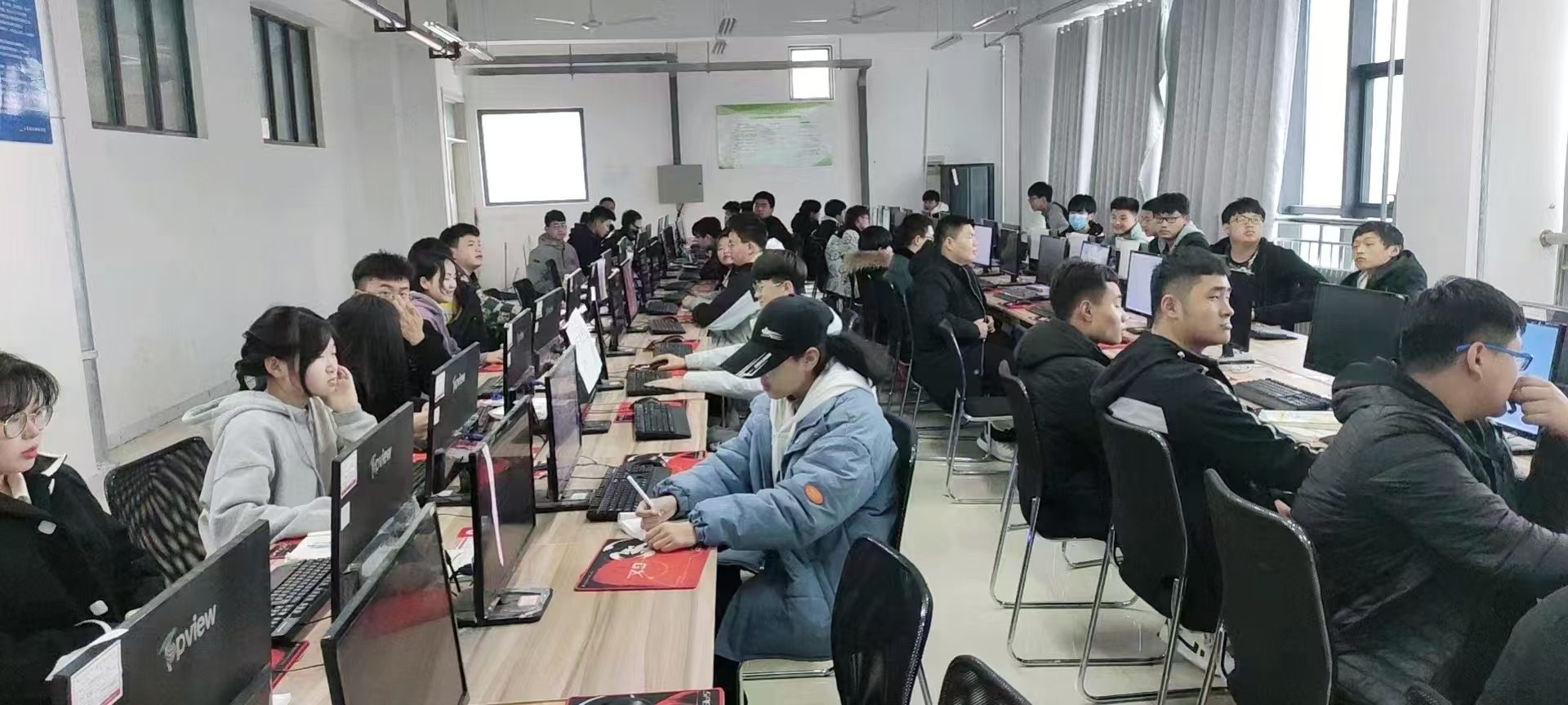 课堂教学实拍