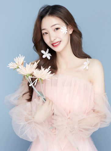 高級中國舞老師:劉夢君老師 高級中國舞老師:劉夢君老師