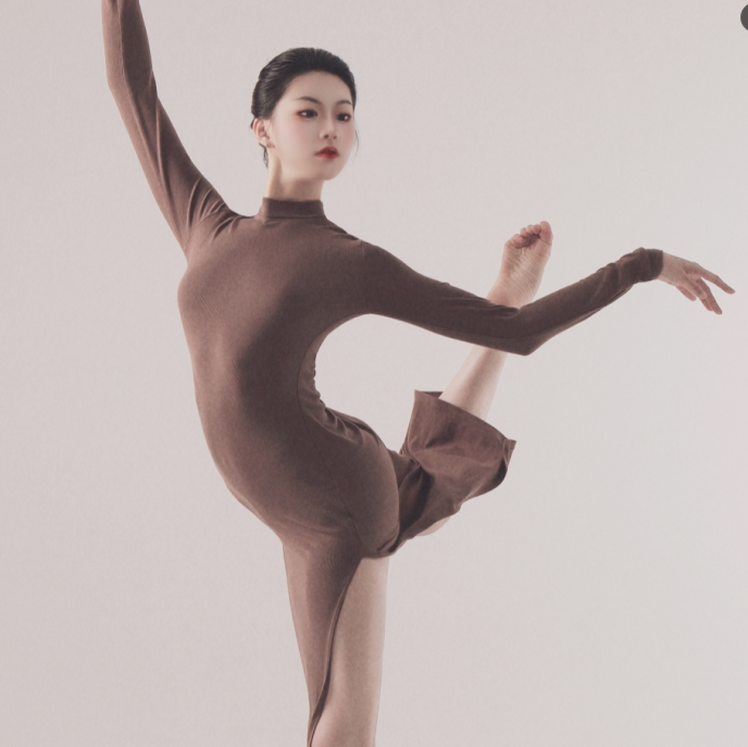 高級中國舞老師:王婧栩老師 高級中國舞老師:王婧栩老師