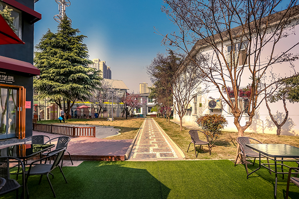 校園環(huán)境一覽 校園環(huán)境一覽