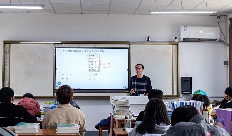 桂林智立方高中文化教育师资怎么样？教学水平如何？