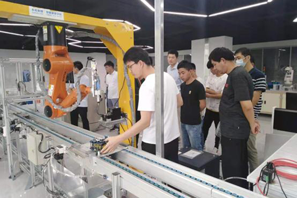 工业机器人学习现场实操 工业机器人学习现场实操
