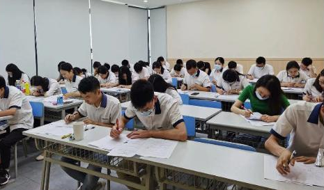 深圳博龍教育教學如何？學習氛圍好不好？