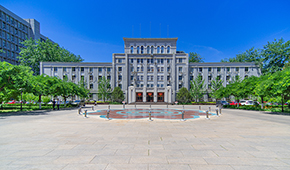 英國蘭中央開夏大學(xué)國際本科項目