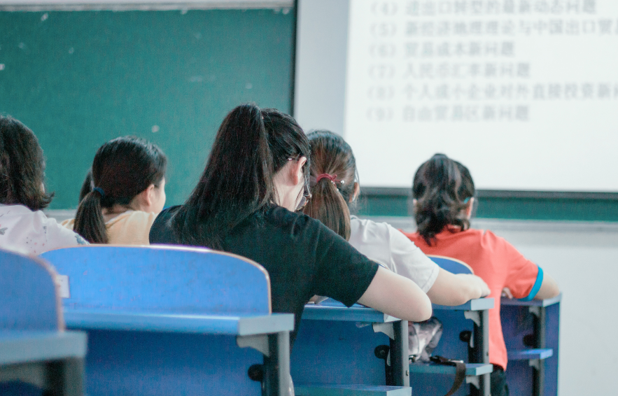 限制复读生 限制复读生
