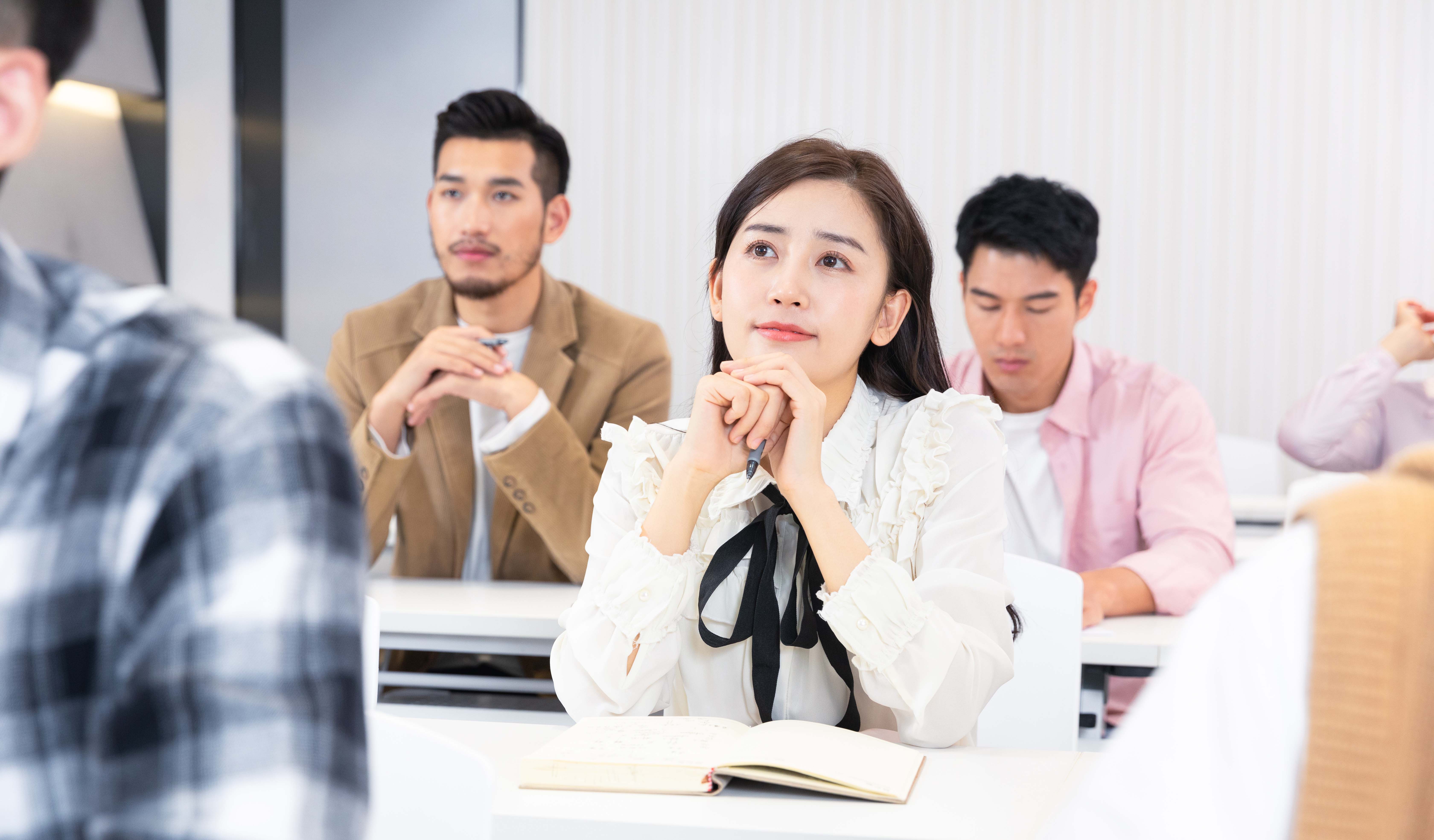 就業(yè)專題：藝術(shù)生就業(yè)現(xiàn)狀分析