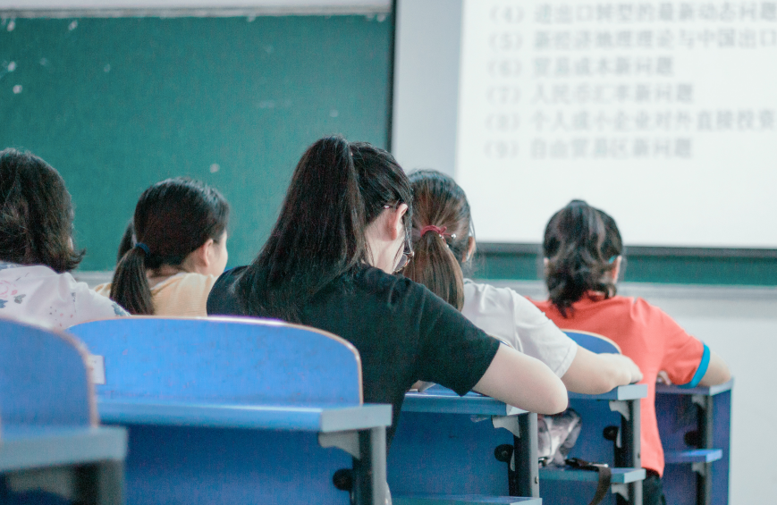 选择适合的学校与专业 选择适合的学校与专业