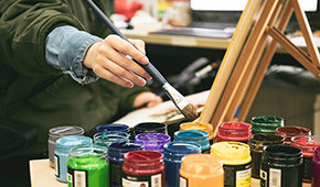 美術(shù)生可以報(bào)考哪些專業(yè)？什么專業(yè)就業(yè)好？有前途？