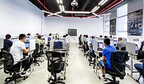 2025届无人机垂直起降飞机-视距内操控员培训班招生简章