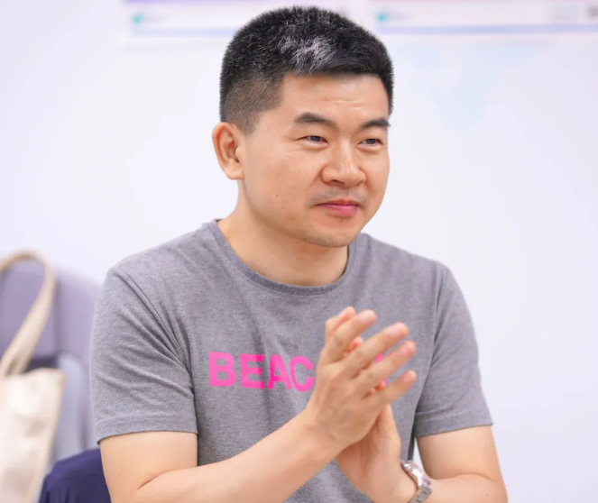 周昱东校长 周昱东校长