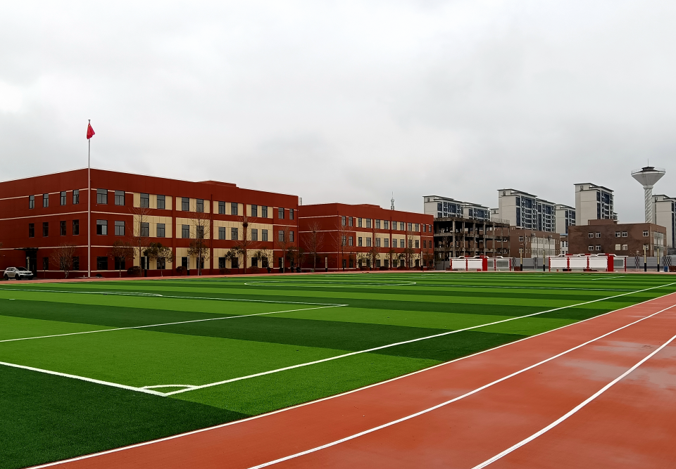 学校操场 学校操场