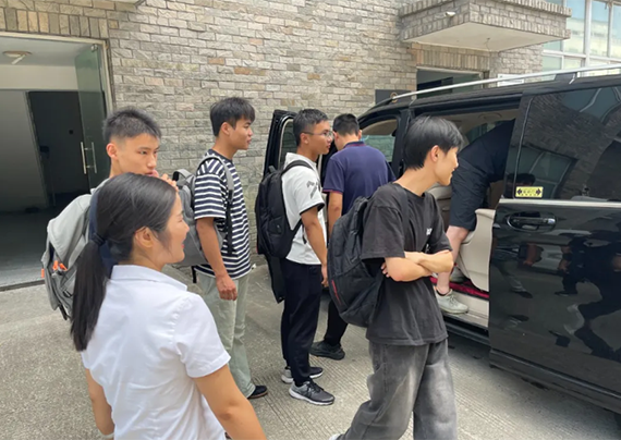 招聘人员 招聘人员