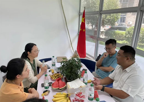 参观指导 参观指导